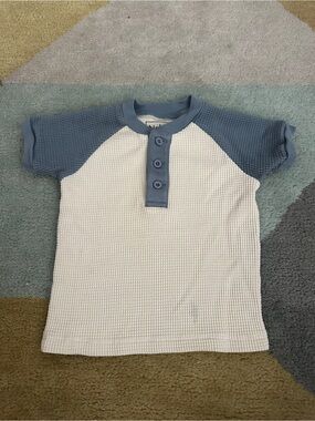 Noble Waffle Knit Henley Tee - Cream & Blue